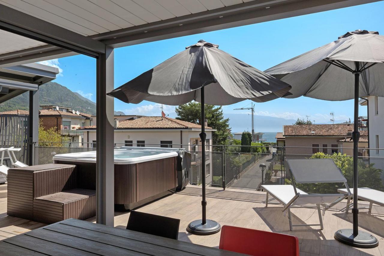 Villa Donne Del Lago Vittoria Saló Exterior foto